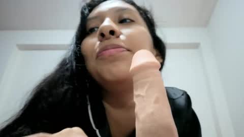 Snapshot of melody24_ chatting on June 3, 4:23 pm melody24_ online show from June 3, 4:23 pm