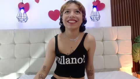 Snapshot of melody701583as chatting on April 30, 1:50 pm melody701583as online show from April 30, 1:50 pm
