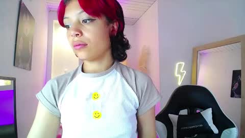 Snapshot of melody701583as chatting on May 21, 2:13 pm melody701583as online show from May 21, 2:13 pm