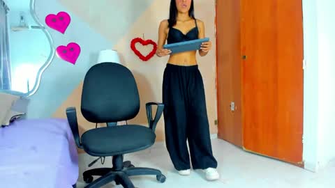 melody_mercy online show from April 21, 12:22 pm