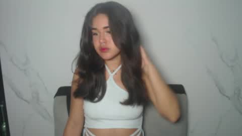 Snapshot of melody_phillips2 chatting on May 3, 2:17 am melody phillips online show from May 3, 2:17 am