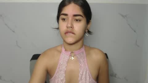 Snapshot of melody_phillips2 chatting on May 18, 8:53 am melody phillips online show from May 18, 8:53 am