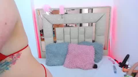 Snapshot of melodybonnet chatting on February 23, 4:28 am melody online show from February 23, 4:28 am