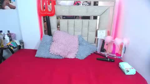 Snapshot of melodybonnet chatting on September 9, 9:53 am melody online show from September 9, 9:53 am