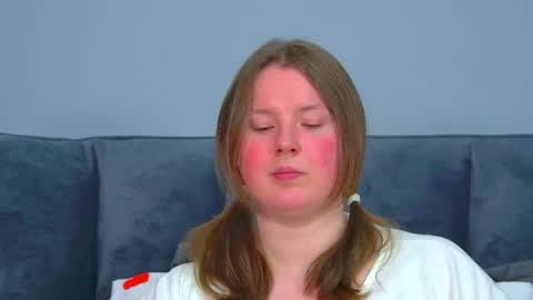 Snapshot of melodymoores chatting on May 4, 7:04 am Melody online show from May 4, 7:04 am