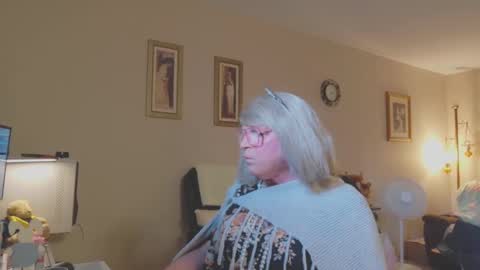 Melody online show from September 22, 1:46 pm