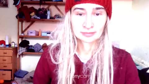 Snapshot of memorningdew chatting on January 8, 6:09 am Yummygirl online show from January 8, 6:09 am