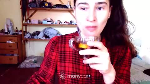 Snapshot of memorningdew chatting on September 22, 5:42 am Yummygirl online show from September 22, 5:42 am