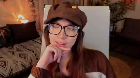 Mia online show from October 11, 3:32 pm