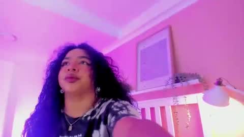 Snapshot of memphiswilliams chatting on July 8, 9:36 am Memphis Williams online show from July 8, 9:36 am
