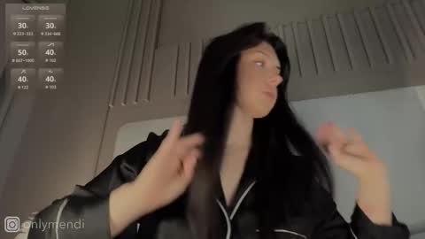 Snapshot of menndi chatting on September 23, 8:39 am menndi online show from September 23, 8:39 am