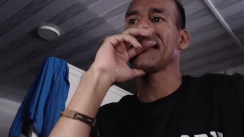 big brown online show from February 17, 8:36 pm