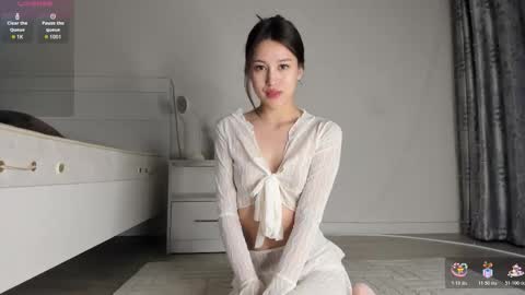 Snapshot of meow_mikasa chatting on November 8, 7:01 pm Mikasa online show from November 8, 7:01 pm