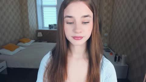 Julie online show from October 24, 8:22 am