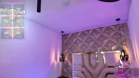    online show from November 19, 7:47 pm