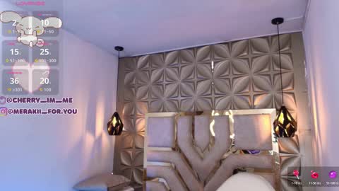    online show from December 1, 7:08 pm