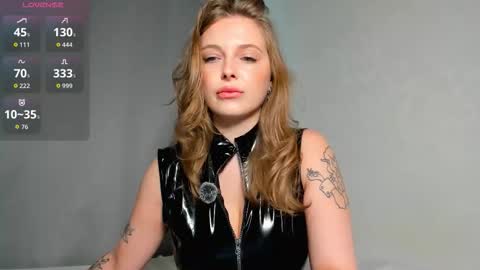 Snapshot of mercedescutee chatting on September 27, 3:28 pm mercedescutee online show from September 27, 3:28 pm