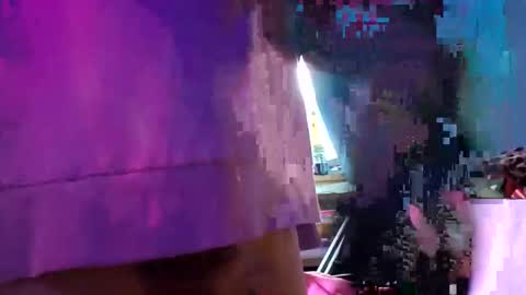 gurlnips online show from January 10, 12:06 am