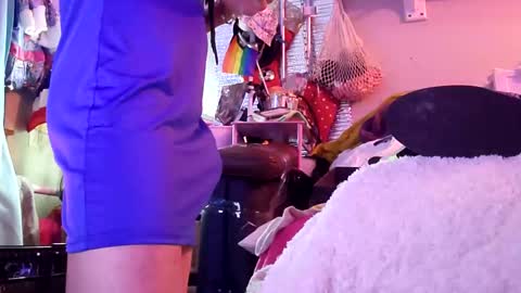 gurlnips online show from January 18, 3:42 am