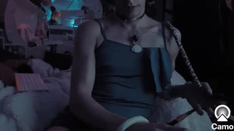 gurlnips online show from January 18, 9:56 am