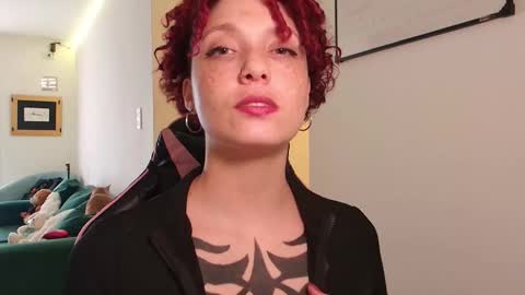 Snapshot of merida__freckles chatting on September 9, 8:30 pm Miss Freckles online show from September 9, 8:30 pm