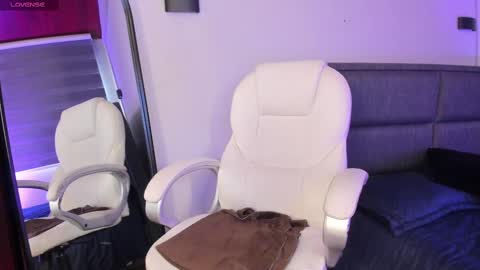 Merida  online show from February 19, 12:55 pm