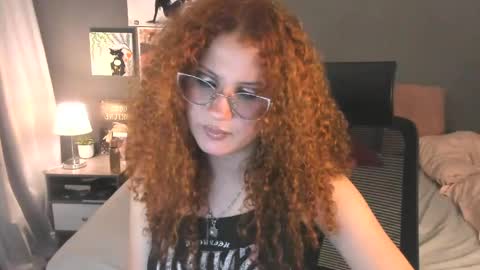 laura 3 i am independent model online show from May 3, 11:55 pm