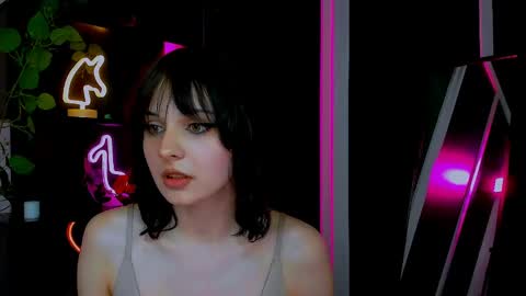 merli warner online show from April 15, 11:17 am