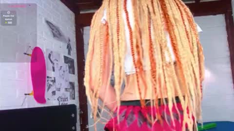 AURORA online show from December 23, 9:18 pm