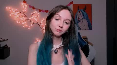 mermaidvibestides online show from February 28, 3:02 pm