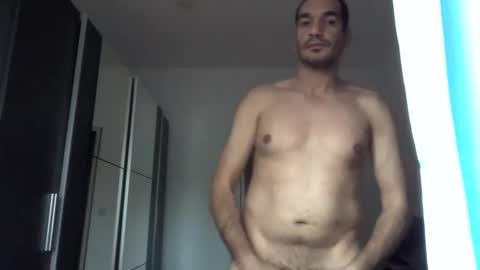 Snapshot of meroll3 chatting on November 28, 11:13 am meroll3 online show from November 28, 11:13 am