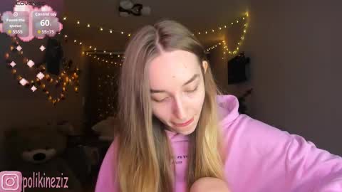 Snapshot of merryl_clark chatting on January 10, 1:02 pm Sara online show from January 10, 1:02 pm