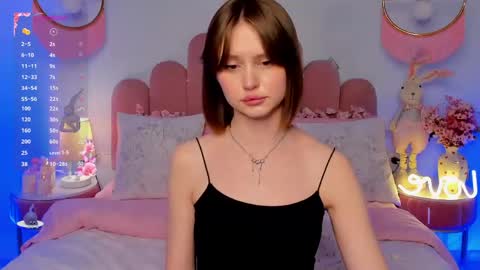 Anna online show from April 11, 8:07 am