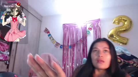 Snapshot of merylintiwg01 chatting on June 1, 7:59 pm M online show from June 1, 7:59 pm