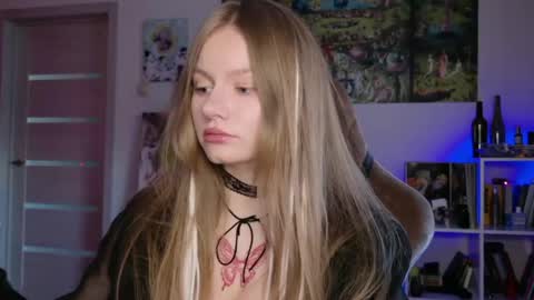 Eva online show from May 2, 2:33 pm