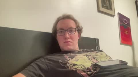 metallica92786 online show from December 31, 4:38 am