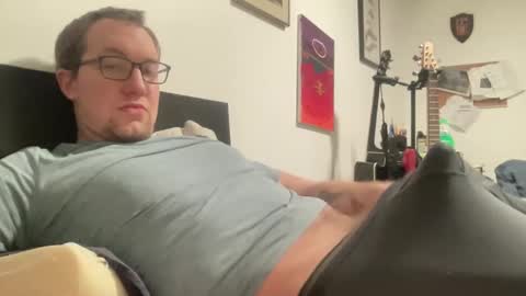 metallica92786 online show from February 20, 4:28 am