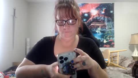 Snapshot of metalshop chatting on December 8, 7:00 pm Mommy Jaxx online show from December 8, 7:00 pm