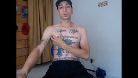 Snapshot of methodicxxx chatting on April 24, 12:29 pm xxxxxxxxxmethodicxxxxxxxxx online show from April 24, 12:29 pm
