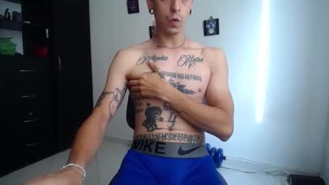 Snapshot of methodicxxx chatting on May 13, 12:24 pm xxxxxxxxxmethodicxxxxxxxxx online show from May 13, 12:24 pm