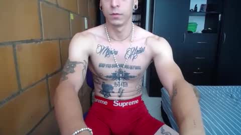 Snapshot of methodicxxx chatting on May 15, 12:12 pm xxxxxxxxxmethodicxxxxxxxxx online show from May 15, 12:12 pm