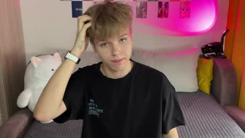 Arthur online show from May 12, 12:13 pm