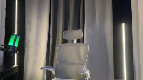 Snapshot of mettew22cm chatting on September 27, 8:30 am mettew22cm online show from September 27, 8:30 am