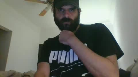 Snapshot of mexican19899 chatting on December 8, 9:02 am jos online show from December 8, 9:02 am