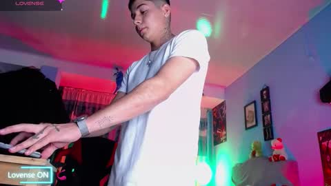 Jhon online show from October 10, 3:38 am