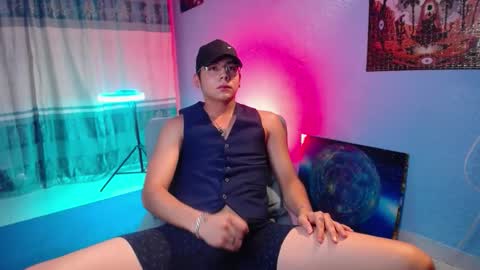 Jhon online show from March 25, 1:55 am