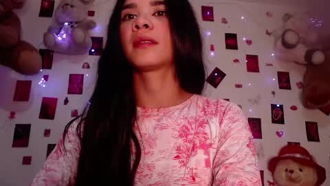 Snapshot of meygan_ chatting on October 2, 4:19 am meygan_ online show from October 2, 4:19 am