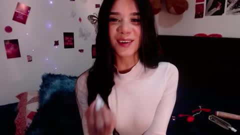 Snapshot of meygan_ chatting on December 14, 4:18 am meygan_ online show from December 14, 4:18 am