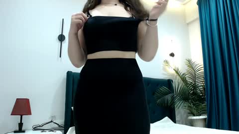 Mey  Kylie online show from January 6, 7:13 pm