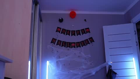 Snapshot of mezasofia chatting on February 11, 10:28 pm meza sofia online show from February 11, 10:28 pm